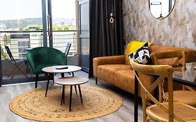 Menlyn Apartment - Marble Print